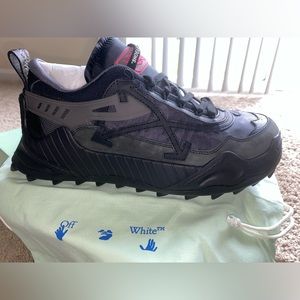 OFF-WHITE ODSY-1000 SNEAKER
BLACK